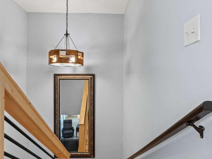 207 Cedarview Drive, Asheville, NC 28803.  MLS# CAR4228005, YatesRealty ID 27625. 