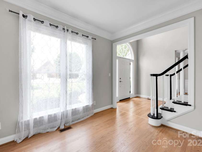 12711 Duncourtney Lane, Charlotte, NC 28277.  MLS# CAR4263584, YatesRealty ID 27626. 