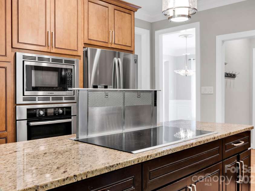 12711 Duncourtney Lane, Charlotte, NC 28277.  MLS# CAR4263584, YatesRealty ID 27626. 