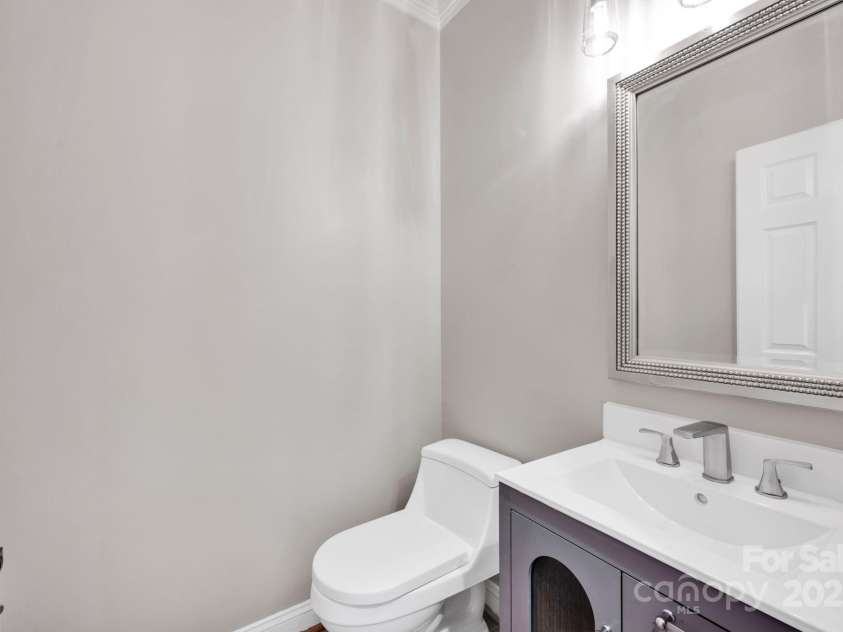 12711 Duncourtney Lane, Charlotte, NC 28277.  MLS# CAR4263584, YatesRealty ID 27626. 