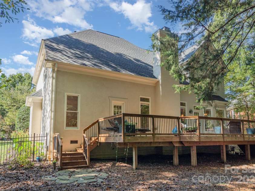 12711 Duncourtney Lane, Charlotte, NC 28277.  MLS# CAR4308797, YatesRealty ID 27626. 