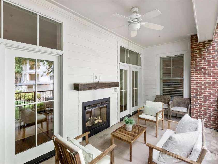 2251 Selwyn Avenue, Charlotte, NC 28207.  MLS# CAR4386921, YatesRealty ID 27626. 
