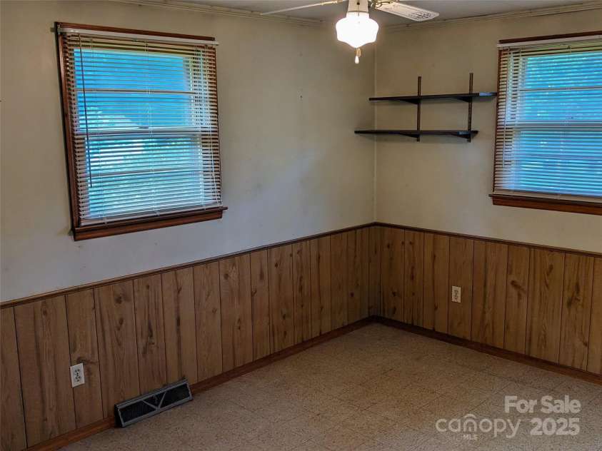 188 Debby Lane, Rutherfordton, NC 28139.  MLS# CAR4277091, YatesRealty ID 27627. 