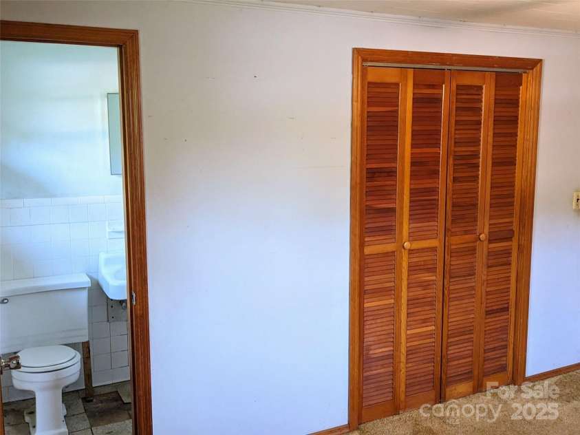 188 Debby Lane, Rutherfordton, NC 28139.  MLS# CAR4277091, YatesRealty ID 27627. 