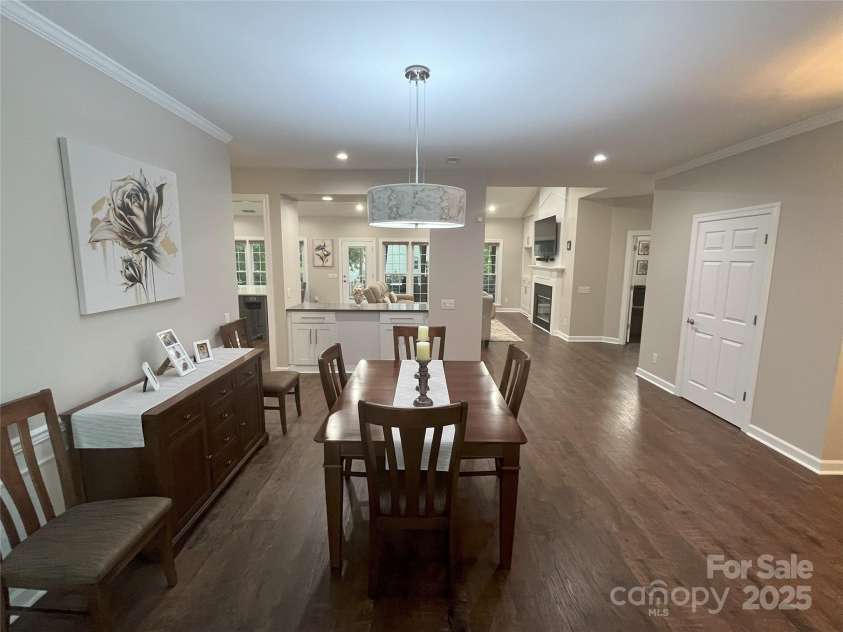 5929 Waterelm Lane, Charlotte, NC 28269.  MLS# CAR4264199, YatesRealty ID 27628. Dining Room