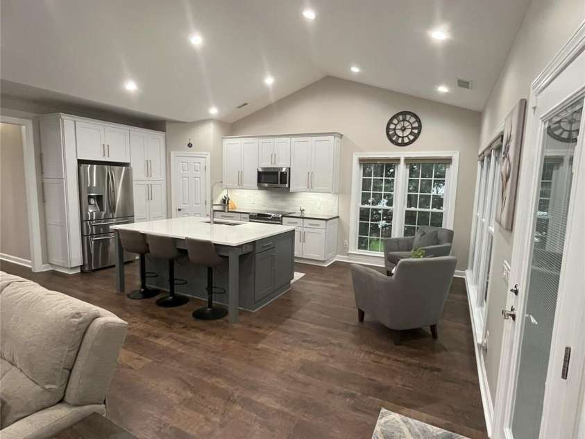 5929 Waterelm Lane, Charlotte, NC 28269.  MLS# CAR4264199, YatesRealty ID 27628. Kitchen Angle 1