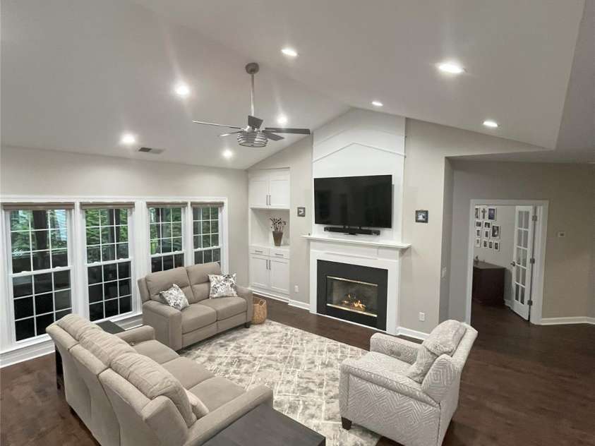 5929 Waterelm Lane, Charlotte, NC 28269.  MLS# CAR4264199, YatesRealty ID 27628. Living Room Angle 2