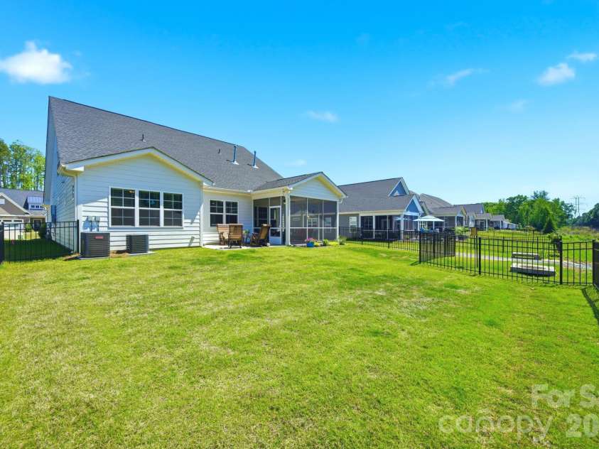 2613 Manor Stone Way, Indian Trail, NC 28079.  MLS# CAR4382246, YatesRealty ID 27629. 