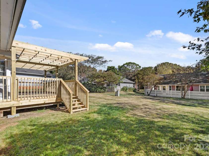 2912 Peachwood Court, Fort Mill, SC 29715.  MLS# CAR4312420, YatesRealty ID 27631. 