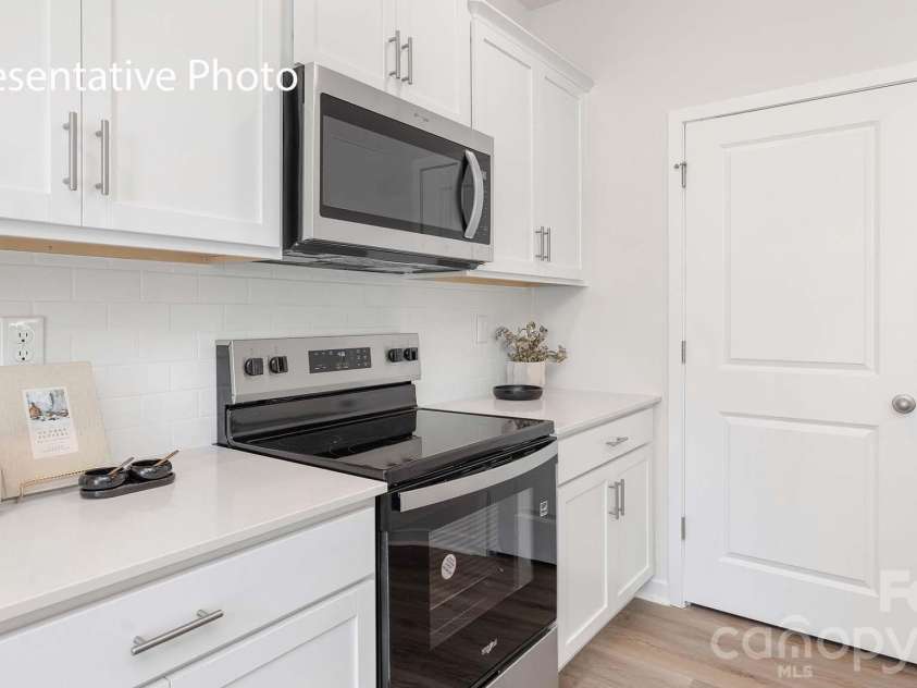 517 Blackpool Court, Monroe, NC 28112.  MLS# CAR4388855, YatesRealty ID 27631. 