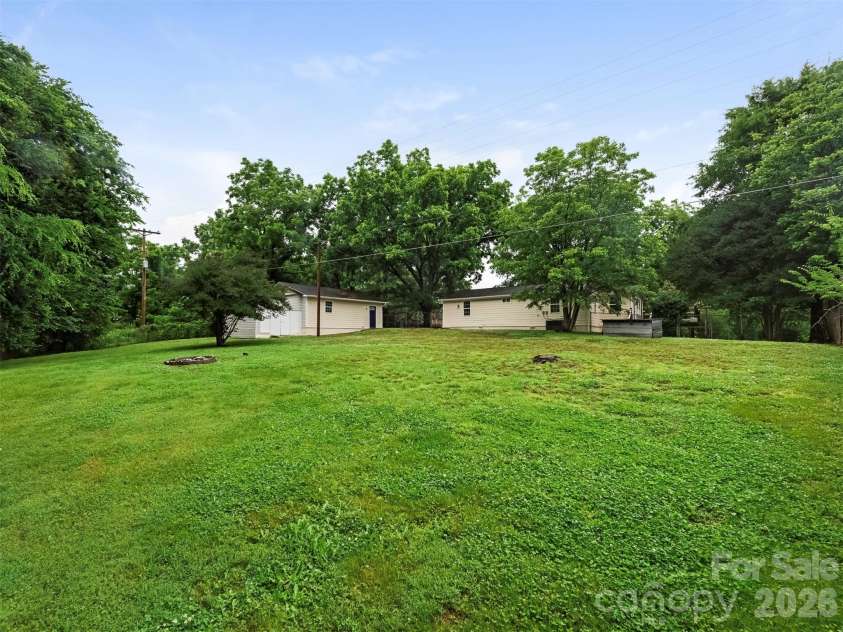 1016 Underwood Road, Matthews, NC 28104.  MLS# CAR4379507, YatesRealty ID 27632. Back Yard