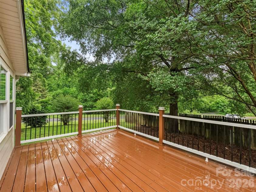 1016 Underwood Road, Matthews, NC 28104.  MLS# CAR4379507, YatesRealty ID 27632. Deck