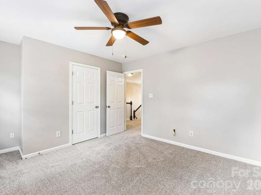 10149 Barrands Lane, Charlotte, NC 28278.  MLS# CAR4380589, YatesRealty ID 27635. 