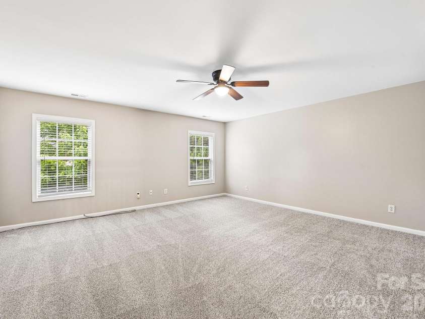 10149 Barrands Lane, Charlotte, NC 28278.  MLS# CAR4380589, YatesRealty ID 27635. 