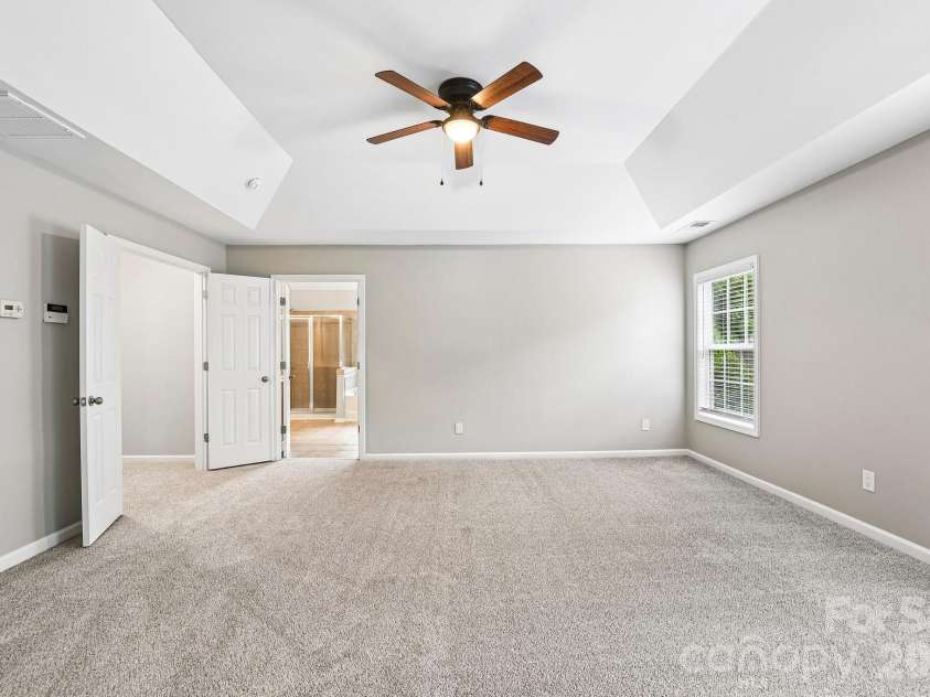 10149 Barrands Lane, Charlotte, NC 28278.  MLS# CAR4380589, YatesRealty ID 27635. 