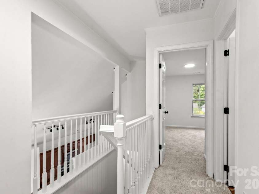 935 Heritage Parkway, Fort Mill, SC 29715.  MLS# CAR4374886, YatesRealty ID 27636. 