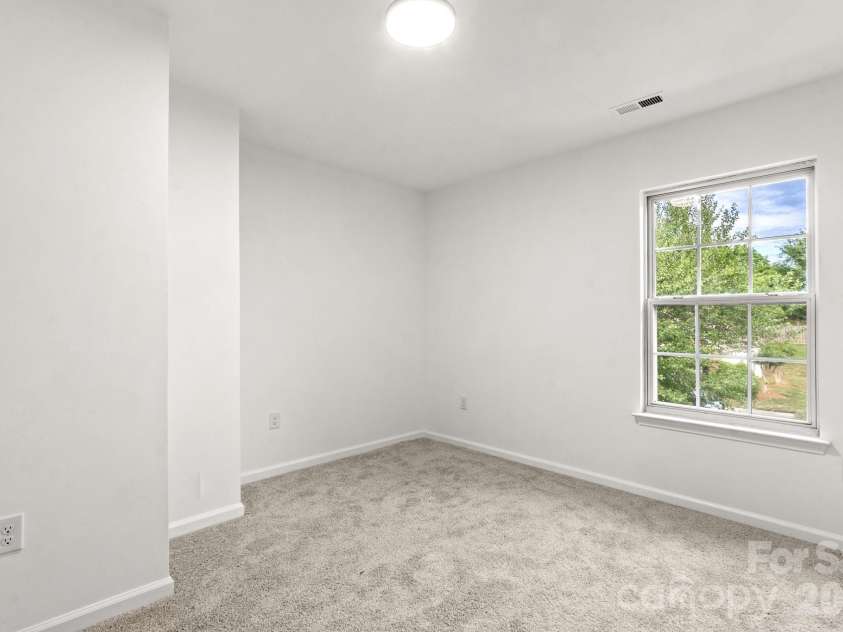 935 Heritage Parkway, Fort Mill, SC 29715.  MLS# CAR4374886, YatesRealty ID 27636. 