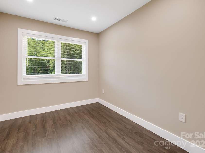 115 Nader Avenue, Weaverville, NC 28787.  MLS# CAR4282051, YatesRealty ID 27638. OFFICE