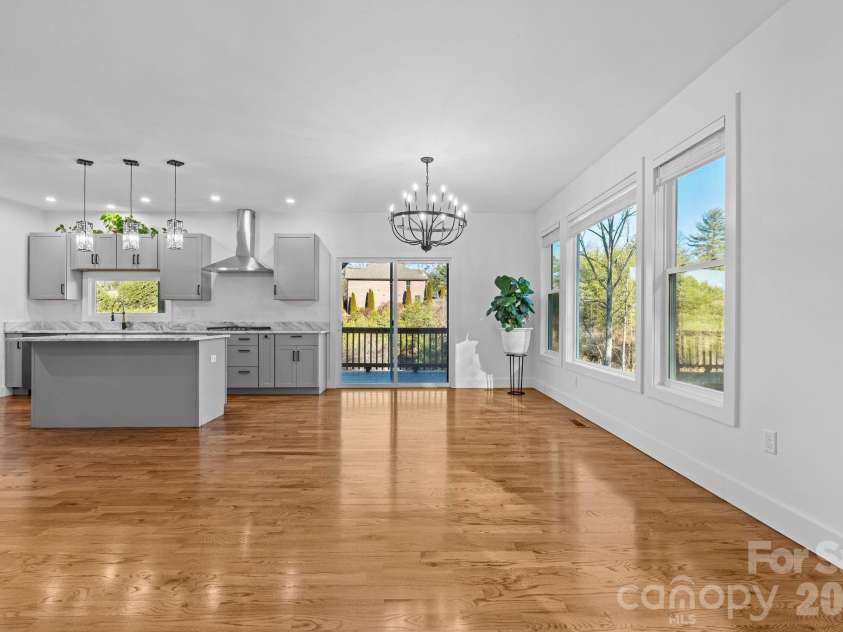 115 Nader Avenue, Weaverville, NC 28787.  MLS# CAR4336654, YatesRealty ID 27638. 