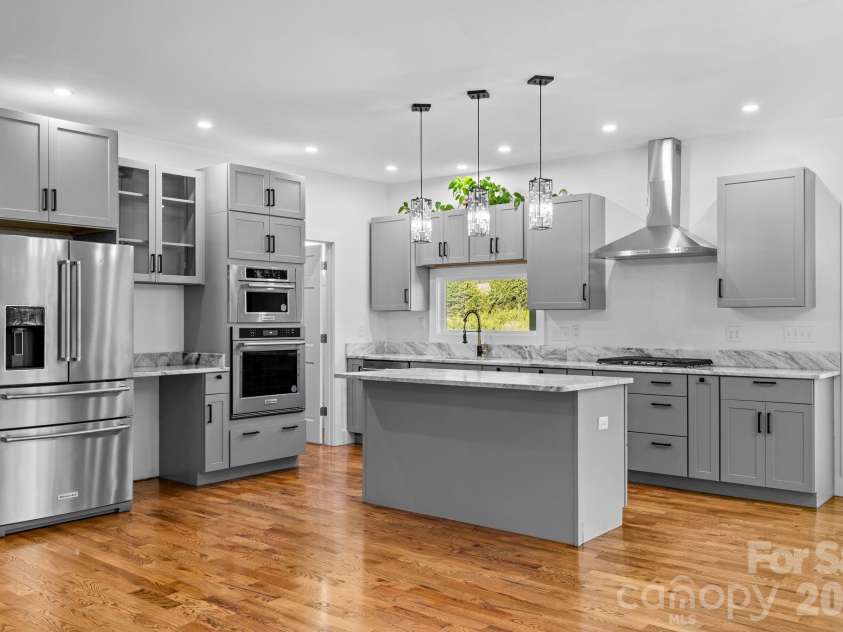 115 Nader Avenue, Weaverville, NC 28787.  MLS# CAR4336654, YatesRealty ID 27638. 