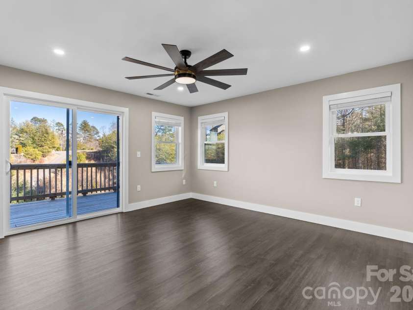 115 Nader Avenue, Weaverville, NC 28787.  MLS# CAR4336654, YatesRealty ID 27638. 