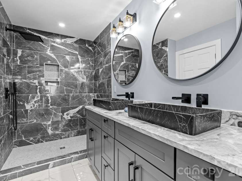 115 Nader Avenue, Weaverville, NC 28787.  MLS# CAR4336654, YatesRealty ID 27638. 