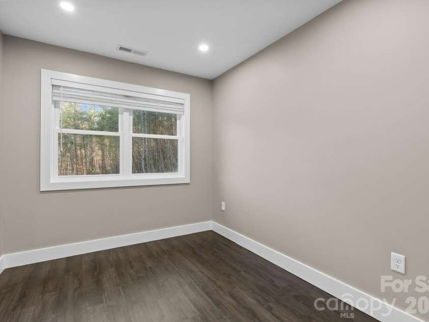 115 Nader Avenue, Weaverville, NC 28787.  MLS# CAR4336654, YatesRealty ID 27638. 