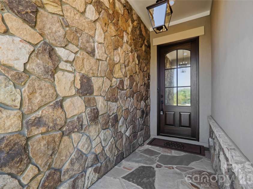 17732 Jetton Green Loop, Cornelius, NC 28031.  MLS# CAR4386342, YatesRealty ID 27638. 