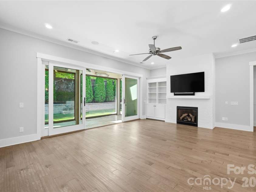 17732 Jetton Green Loop, Cornelius, NC 28031.  MLS# CAR4386342, YatesRealty ID 27638. 