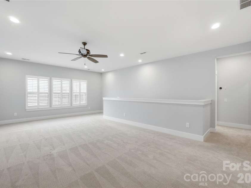 17732 Jetton Green Loop, Cornelius, NC 28031.  MLS# CAR4386342, YatesRealty ID 27638. 