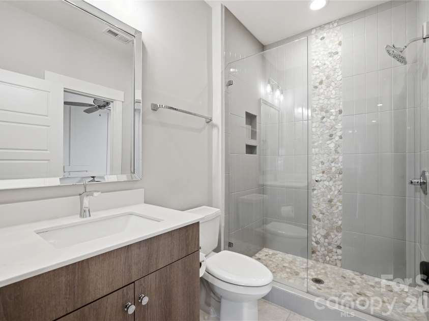 17732 Jetton Green Loop, Cornelius, NC 28031.  MLS# CAR4386342, YatesRealty ID 27638. 