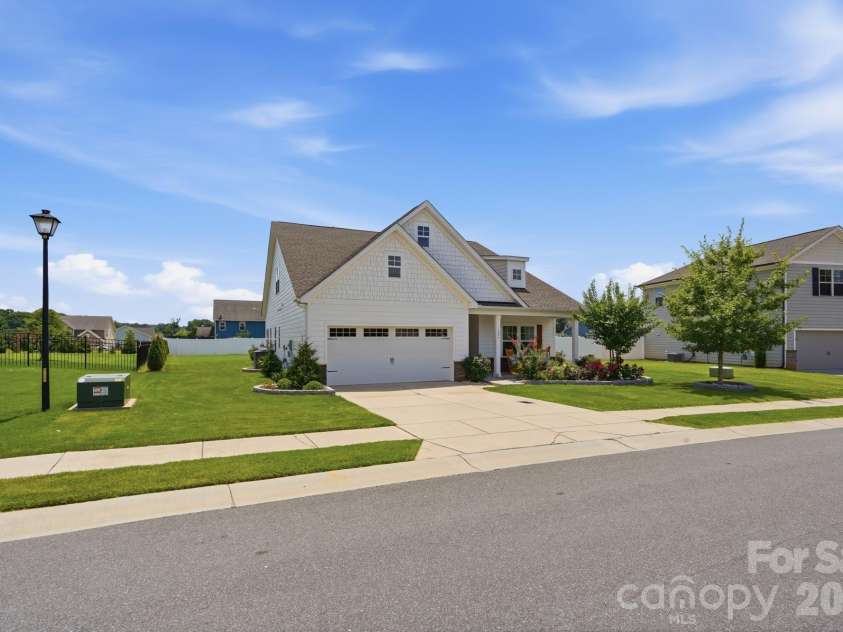 1205 Brooksland Place, Waxhaw, NC 28173.  MLS# CAR4399990, YatesRealty ID 27639. 