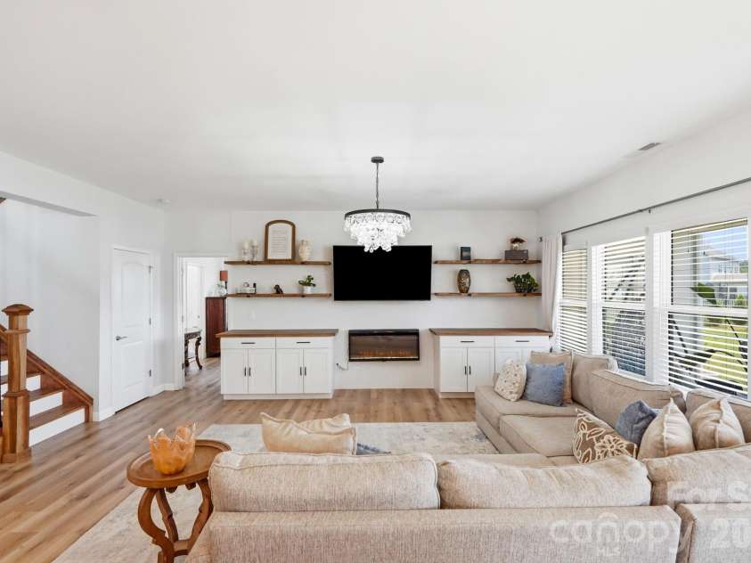 1205 Brooksland Place, Waxhaw, NC 28173.  MLS# CAR4399990, YatesRealty ID 27639. 