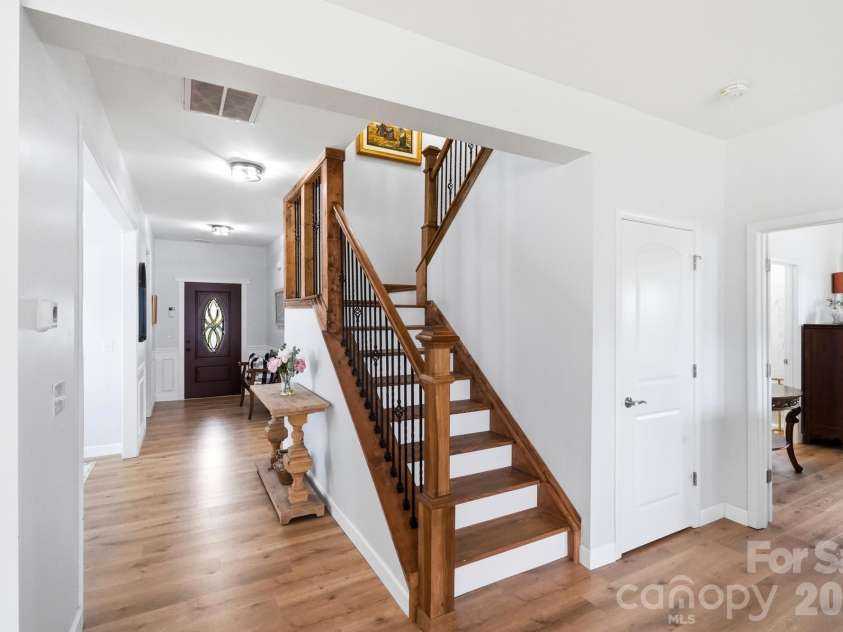 1205 Brooksland Place, Waxhaw, NC 28173.  MLS# CAR4399990, YatesRealty ID 27639. 