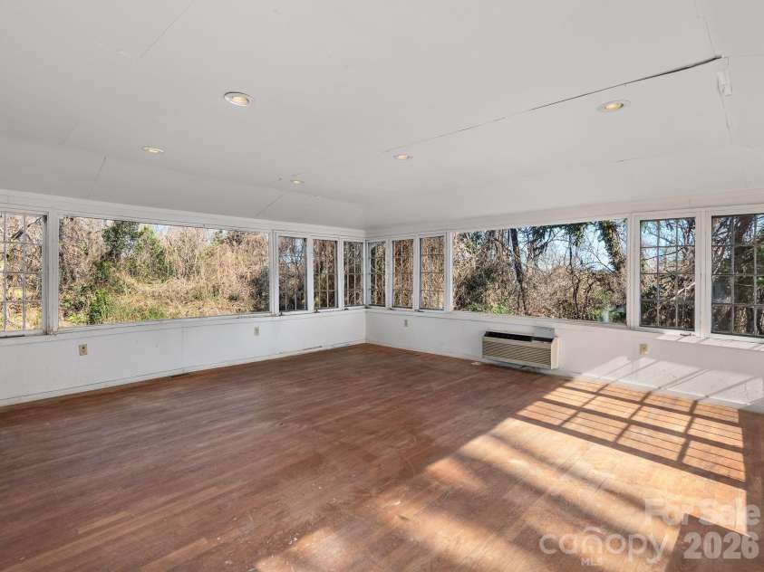 143 Ridgecrest Avenue, Rutherfordton, NC 28139.  MLS# CAR4337856, YatesRealty ID 2764. 