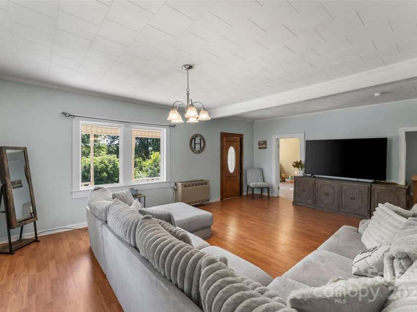 205 Abington Road, Lenoir, NC 28645.  MLS# CAR4283509, YatesRealty ID 27640. 