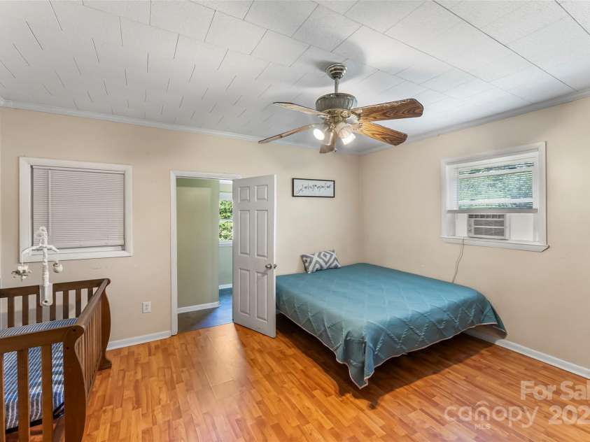 205 Abington Road, Lenoir, NC 28645.  MLS# CAR4283509, YatesRealty ID 27640. 