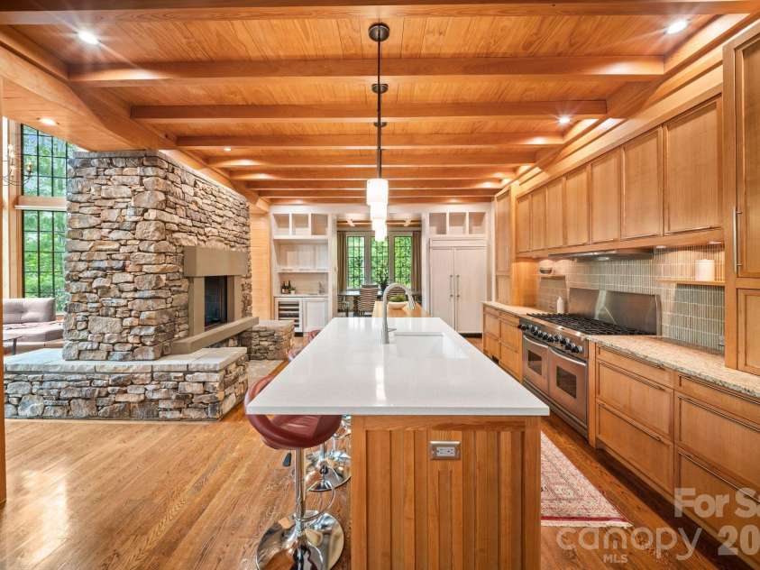 85 Chauncey Circle, Asheville, NC 28803.  MLS# CAR4378416, YatesRealty ID 27640. 