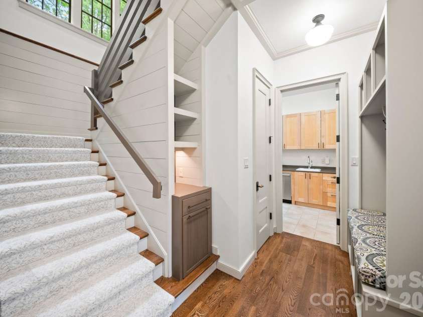 85 Chauncey Circle, Asheville, NC 28803.  MLS# CAR4378416, YatesRealty ID 27640. 