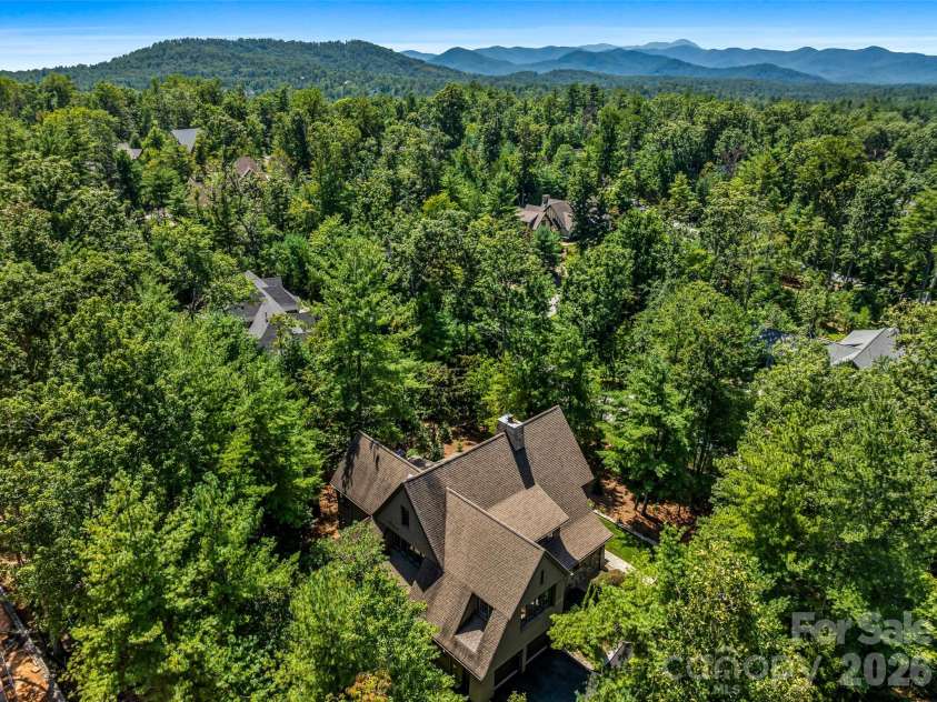 85 Chauncey Circle, Asheville, NC 28803.  MLS# CAR4420374, YatesRealty ID 27640. 