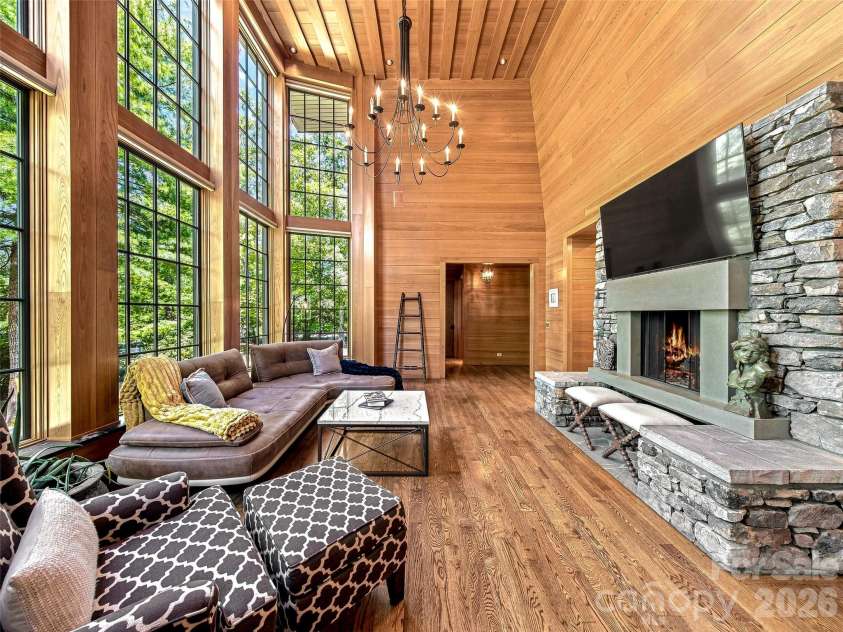 85 Chauncey Circle, Asheville, NC 28803.  MLS# CAR4420374, YatesRealty ID 27640. 