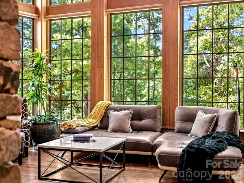 85 Chauncey Circle, Asheville, NC 28803.  MLS# CAR4420374, YatesRealty ID 27640. 