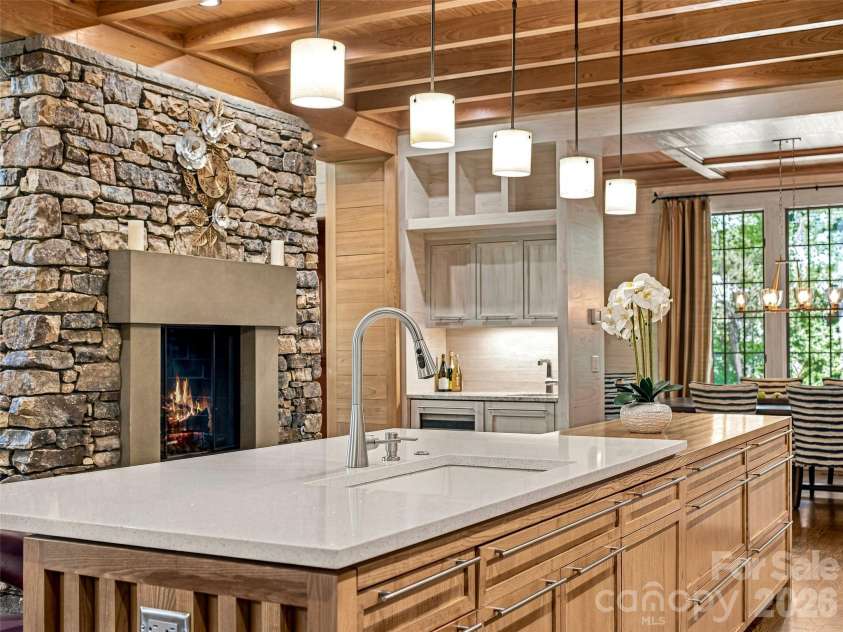 85 Chauncey Circle, Asheville, NC 28803.  MLS# CAR4420374, YatesRealty ID 27640. 