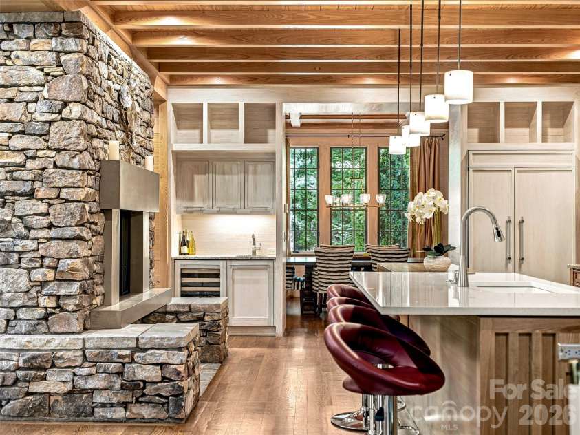 85 Chauncey Circle, Asheville, NC 28803.  MLS# CAR4420374, YatesRealty ID 27640. 