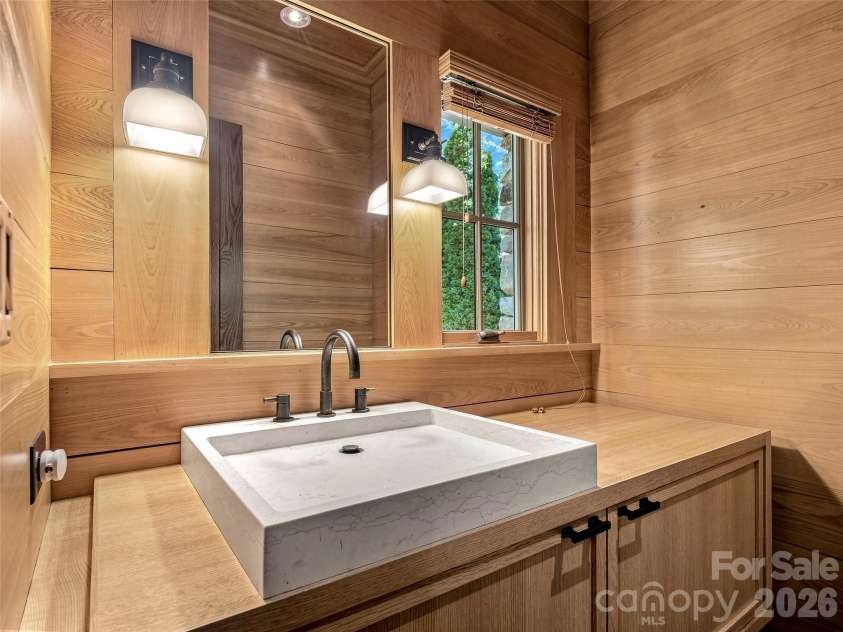85 Chauncey Circle, Asheville, NC 28803.  MLS# CAR4420374, YatesRealty ID 27640. 