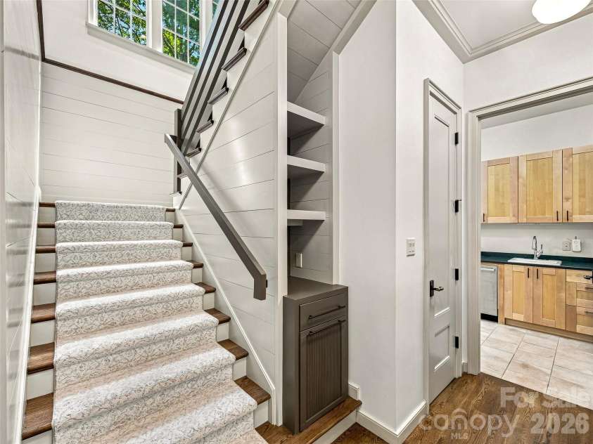 85 Chauncey Circle, Asheville, NC 28803.  MLS# CAR4420374, YatesRealty ID 27640. 