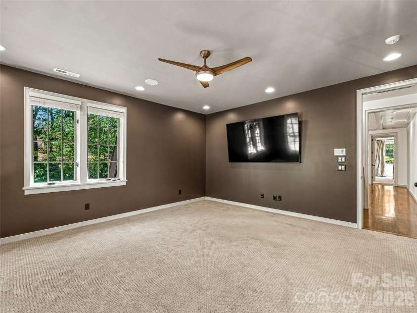 85 Chauncey Circle, Asheville, NC 28803.  MLS# CAR4420374, YatesRealty ID 27640. 