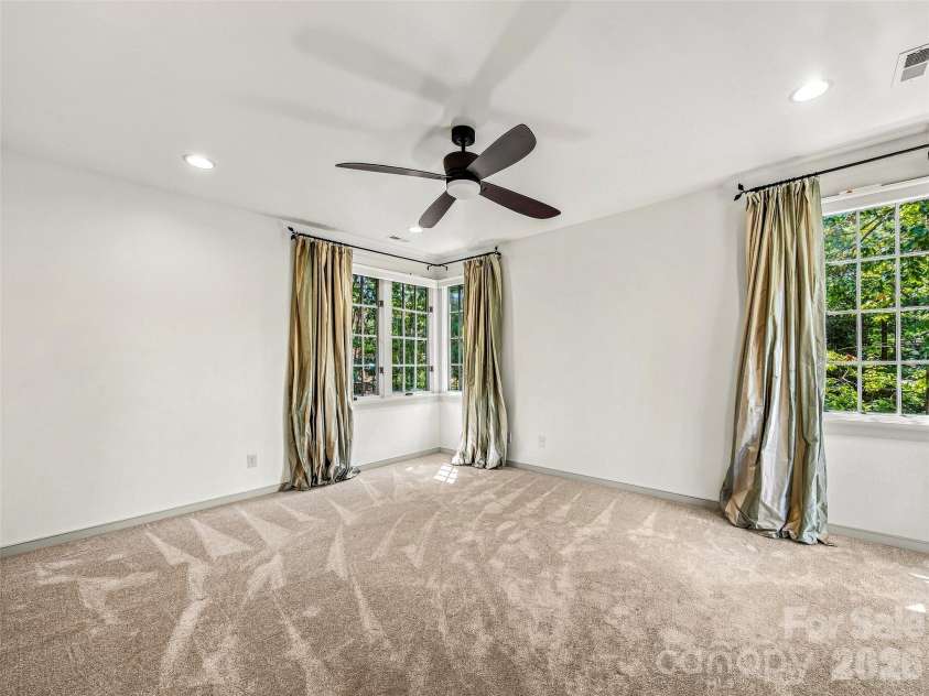 85 Chauncey Circle, Asheville, NC 28803.  MLS# CAR4420374, YatesRealty ID 27640. 