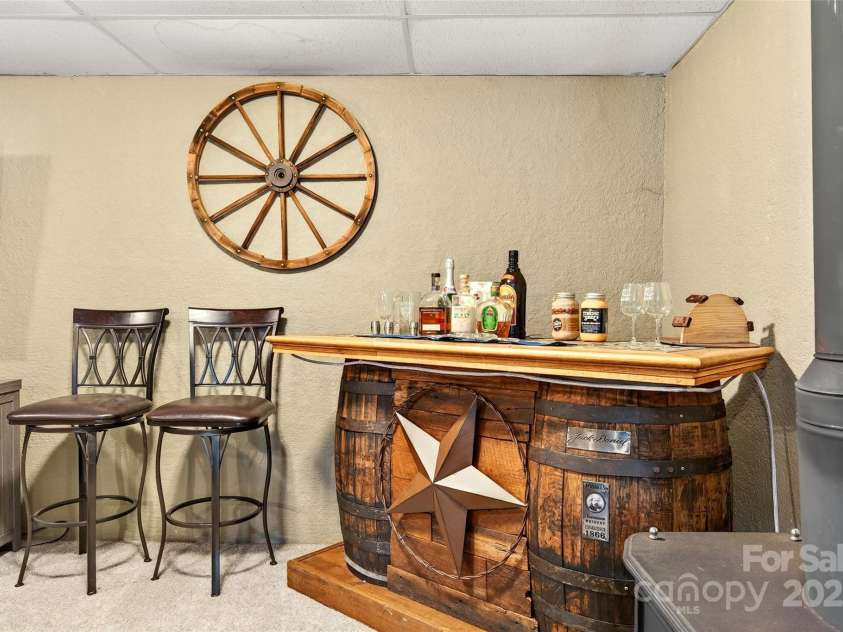 70 Rebel Run, Linville Falls, NC 28647.  MLS# CAR4283218, YatesRealty ID 27641. 