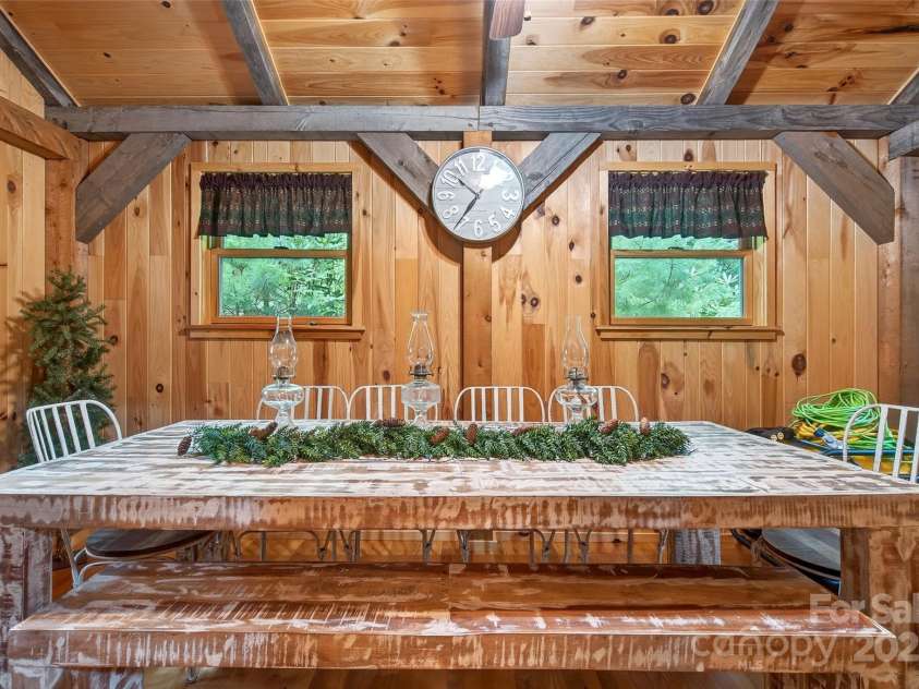 70 Rebel Run, Linville Falls, NC 28647.  MLS# CAR4283218, YatesRealty ID 27641. 